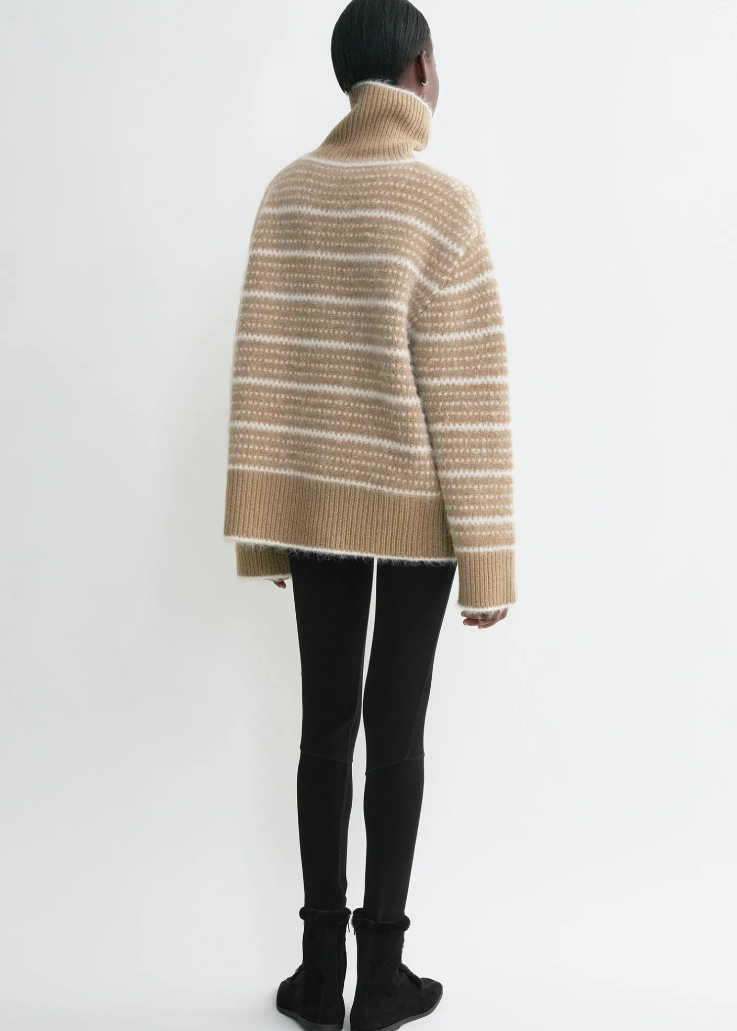 Heritage turtleneck soft camel